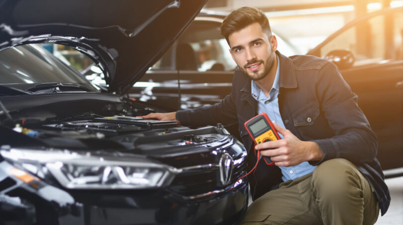 découvrez si vous pouvez installer une batterie de voiture plus puissante (ah) sans danger, les conseils d'experts et les précautions à prendre pour préserver votre véhicule.