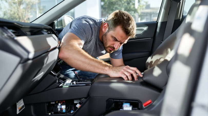 découvrez comment identifier et résoudre un problème de siège électrique bloqué en vérifiant le fusible, l'interrupteur ou le moteur. conseils pratiques pour un dépannage efficace.